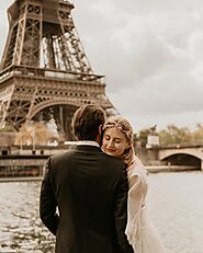 Hire Professional Wedding Photographer in Europe and France