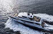 Top Luxury Yachts and Boat Dealers in Dubai