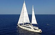 How to book a luxury yacht charter?