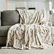 Marbled Ivory Faux Fur Throw