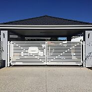 Slat Gates in Perth Glorifies City's Houses and Make Them Point of Attraction for People