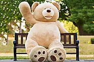 The Joy of Giving: Customizable Gigantic Teddy Bears for Every Occasion