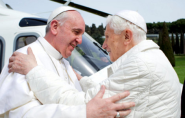 Τι συζήτησαν οι δύο ... Πάπες; | Rizopoulos Post