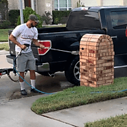 Professional Roof Cleaning Services in Houston