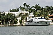Celebrity Home Tour: Why Opt for Private Boat Rentals in Miami