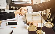 When to Contact A Business Lawyer for Your Small Business? -
