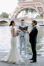 Wedding Elopement Parisian Celebrant - The Parisian Celebrant