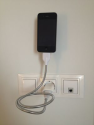 Une Bobine, cable flexible, stand, cargador y trípode para iPhone