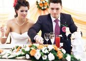 23 Cheap Wedding Reception Food & Drink Menu Ideas on a Budget