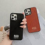 Differentiate Between a Leather Case And a Silicon Base Case?
