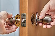 lock installation services in Saint Louis, MO