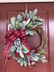 Decorative Buffalo Plaid Farmhouse Christmas Wreath Ideas For The Front Door - Decorating Ideas And Accessories For T...