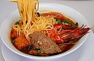 Bun Rieu - Vietnamese rice vermicelli soup