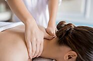 The Complete Guide to Neck Massages, How They Can Help and A Few Practical Tips