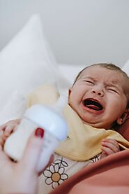 علاج الامساك عند الرضع في الشهر الاول بالاعشاب | أفضل ٧ طرق - Magic Mamy