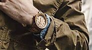 Website at https://nourelle.ca/collections/wooden-watches-for-men
