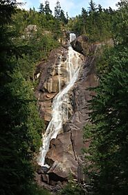 Hike to Shannon Falls