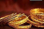 What are the benefits of investing in gold jewellery?