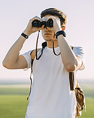 The Ultimate Guide to Choosing the Right Binoculars