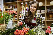 5 Best Ways to Get People Into Your Flower Shop