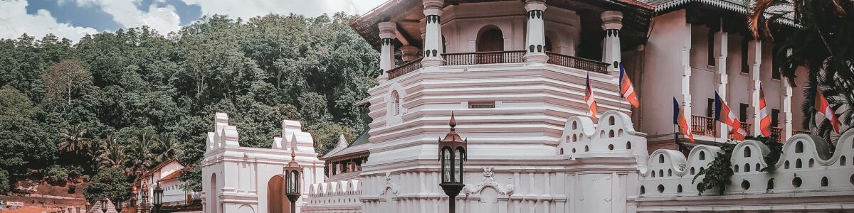 Headline for 7 Interesting Facts About Kandy - Let the Kandy city mesmerise you