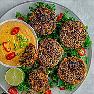 Mellow Miso Coconut Burgers with a spicy tahini sauce – King Soba UK