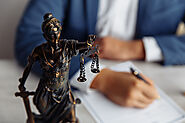 How Much Does a Criminal Defense Lawyer Make? - kenneylegaldefense
