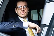 5 Reasons To Hire a Private Chauffeur For Your Business Trip - Luxelimo