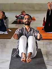 Best Ashtanga Yoga Teacher Training Rishikesh