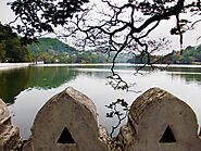 Kandy Lake