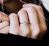 Designing Your Own Engagement Ring on your Budget