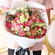 Where to Buy Beautiful Flower Bouquets in Dubai?