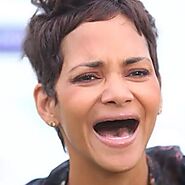 These celebrity pictures without teeth will make you laugh!