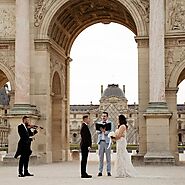 Choose Romantic wedding vows in Paris - The Parisian Celebrant