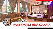 What amenities should a family-friendly hotel have for kids?