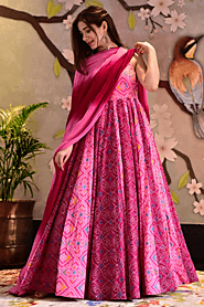 5 Best Anarkali Dresses For Contemporary Brides - Magazinozo