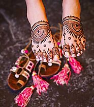 Trendy Evergreen And Simple Mehndi Designs For Legs & Foot