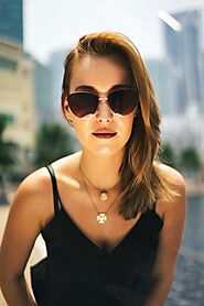 Get Women Branded Sunglasses at Affordable Prices - Lensntrends