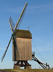 Johan De Punt (9420 Mere), fabricant de moulins -