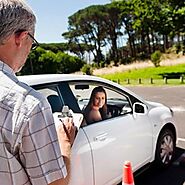 Why Getting Driving Lessons From Expert Instructors Vital?