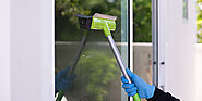 What to Look for When Choosing a Window Cleaning Company in Pasadena?