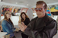 Arnold Schwarzenegger znów w genialnej produkcji na YouTube. Jako Terminator nabierał przechodniów