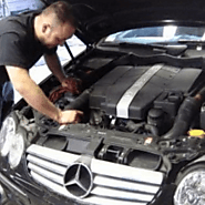 Best Oil Change Service auto spare parts shop in Al Quoz Dubai