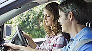 Why Should You Opt for Automatic Driving Lessons?