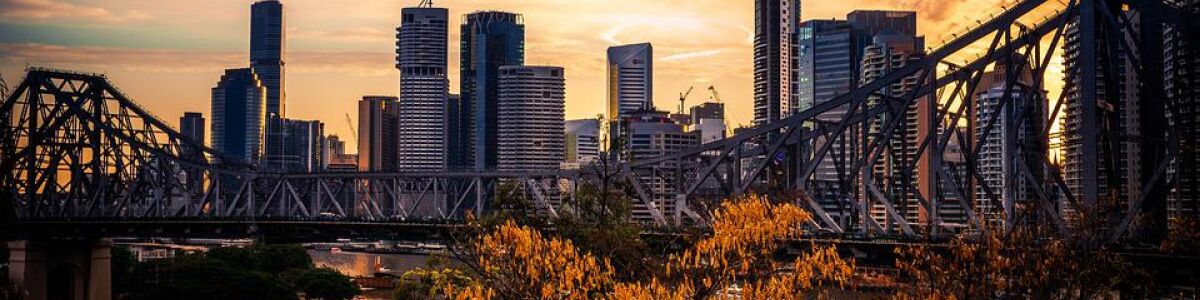 Listly 5 must try activities in brisbane headline