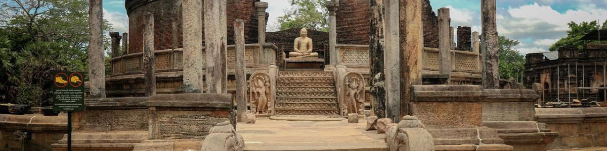 Listly how to plan an incredible day trip to the ancient city of polonnaruwa for the history buffs headline
