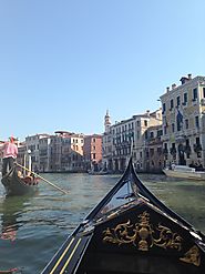 Venice has over 116 islands in its region.
