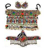 Tribal Jewelry Set- Antique Necklace, Headpiece and Earrings – Vintarust
