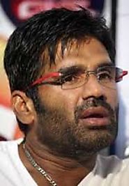 Three movies in queue for Sunil Shetty - BollywoodCat