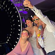 Enhance your event with Prescott Entertainment’s stylish and engaging photo booth hire services.